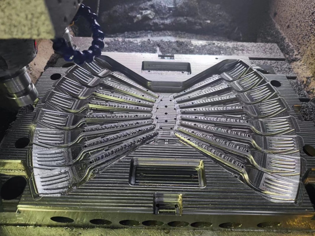 High speed Disposable knife Mould with Hot-Runner For PP/PS 64cavity